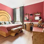 Nocleg ze śniadaniem La Maison Du Sage 4*