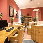圣人住宿加早餐旅馆 住宿加早餐酒店 4*