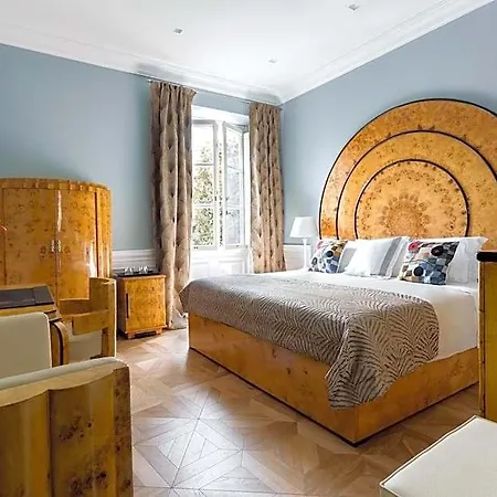 La Maison Du Sage Bed and Breakfast 4*