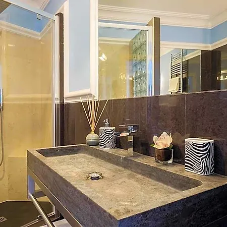 Bed and Breakfast La Maison Du Sage 4*