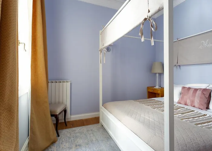 Bed & Breakfast La Maison Du Sage 4*